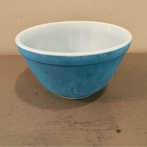 VTG Pyrex #401 Primary Blue Small Mixing Bowl